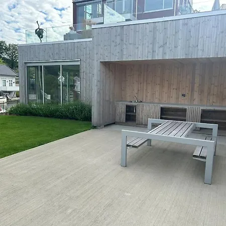 Апартаменты Lekker For 8 Pa Holmen-kilsund Sjofront