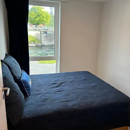 Апартаменты Lekker For 8 Pa Holmen-kilsund Sjofront *